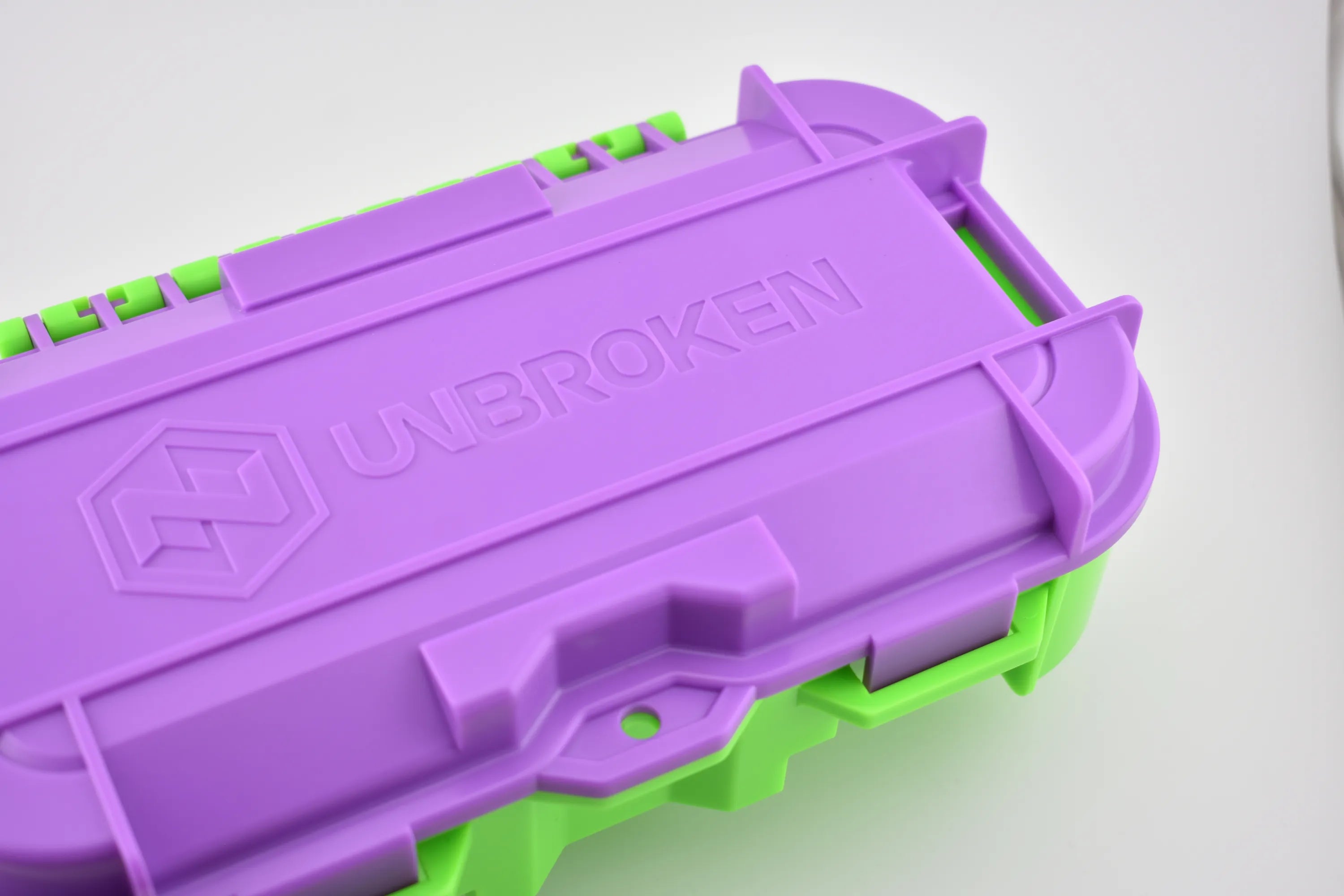 Tapa UNBROKEN: One